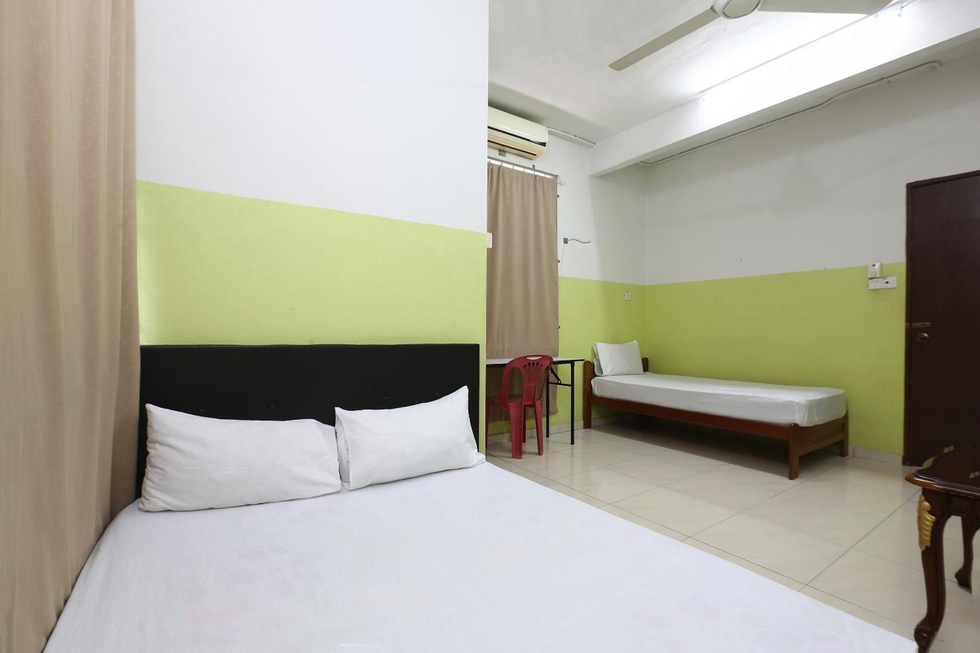 Oyo 89925 Innap Kota Bharu Exterior photo